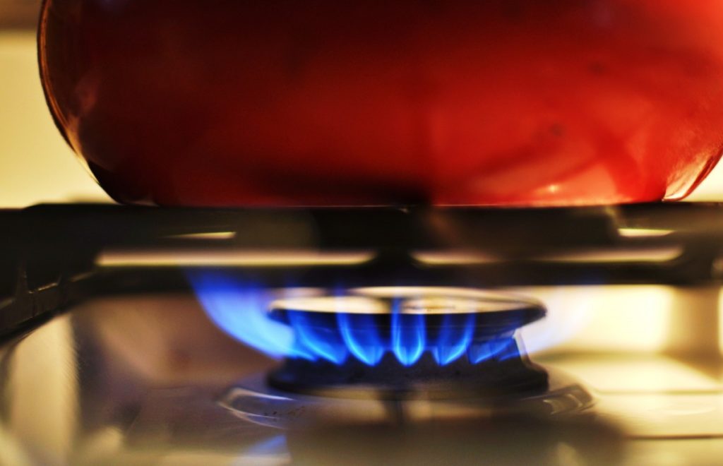 a picture of a gas stove